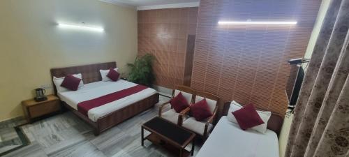 Hotel Shri Hari