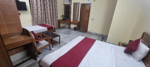Hotel Shri Hari