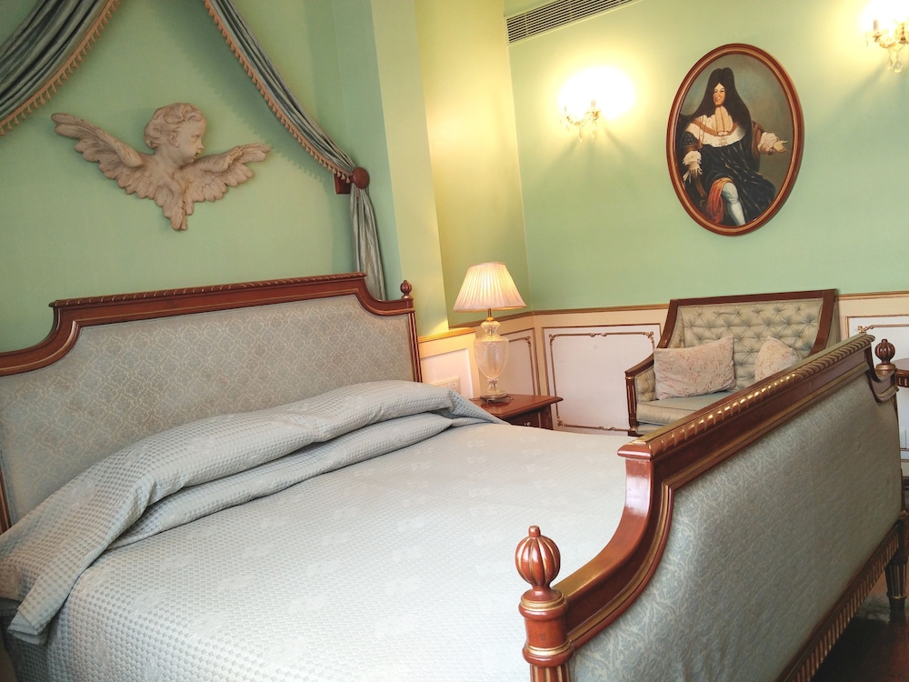 The Gordon House Hotel