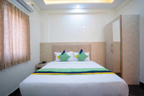 Treebo Galaxy Kings Suites, Hebbal