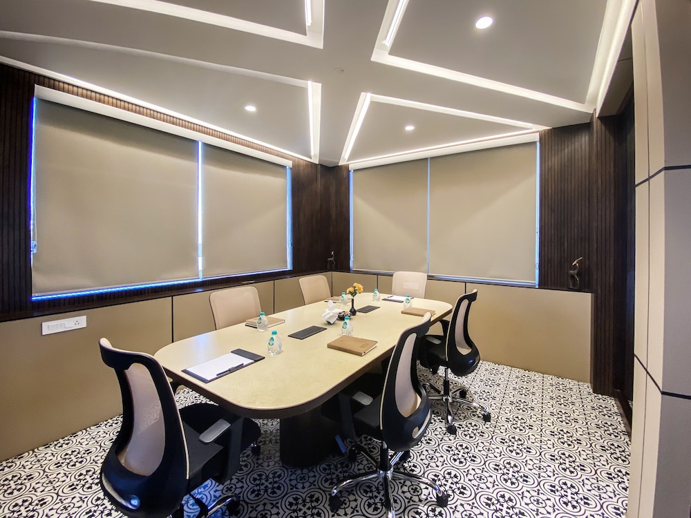 Hotel Gwen By Rivido Near IIM Bangalore