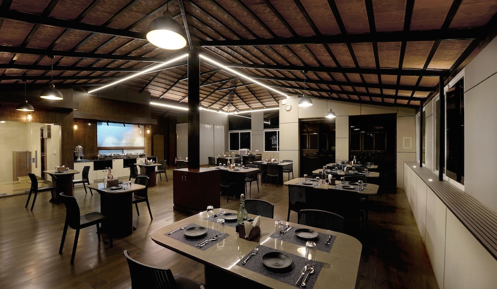 Hotel Gwen By Rivido Near IIM Bangalore