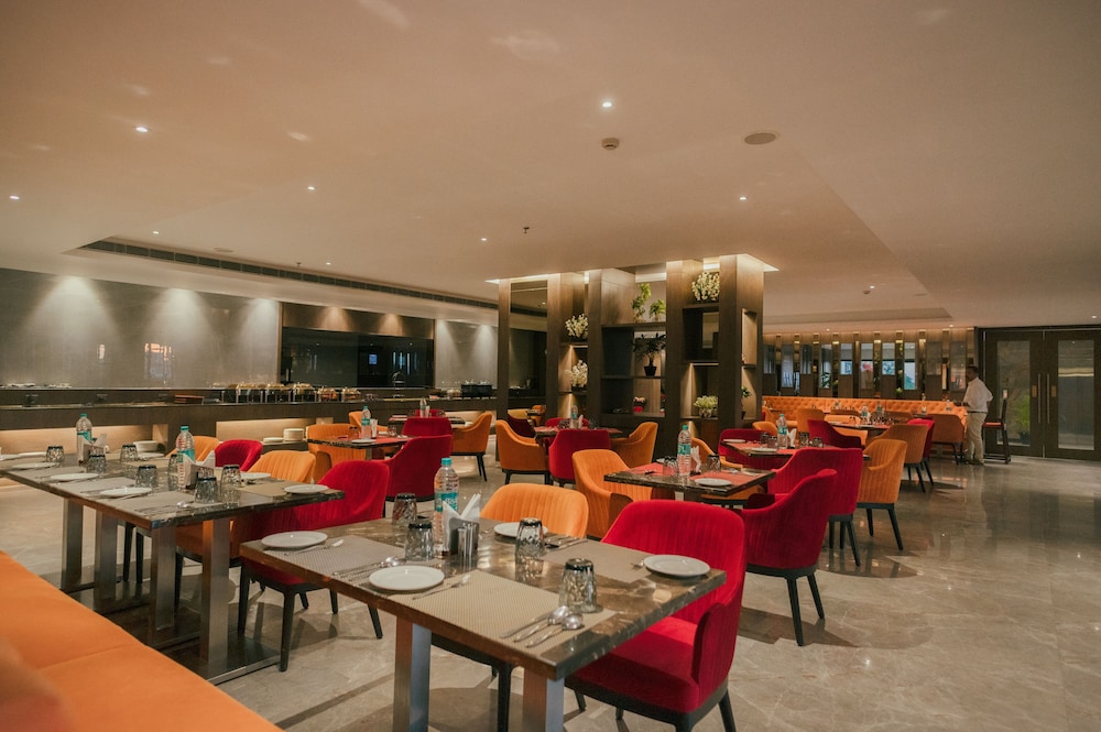 Hotel Raj Meridian