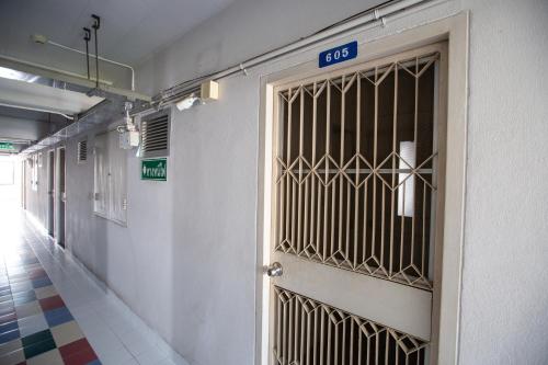 D haus Ngamwongwan Residence
