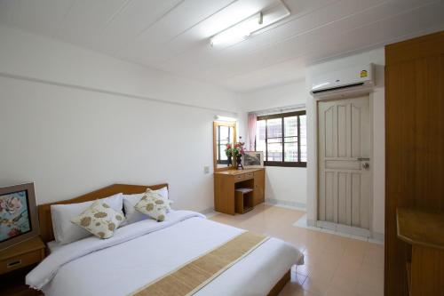 D haus Ngamwongwan Residence