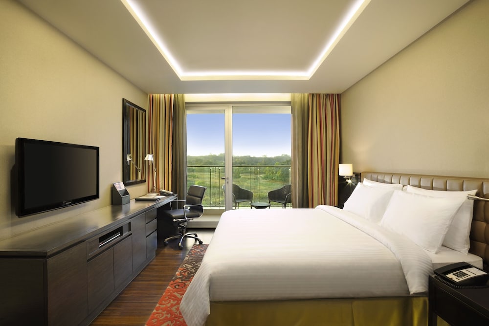 DoubleTree Suites By Hilton Bangalore
