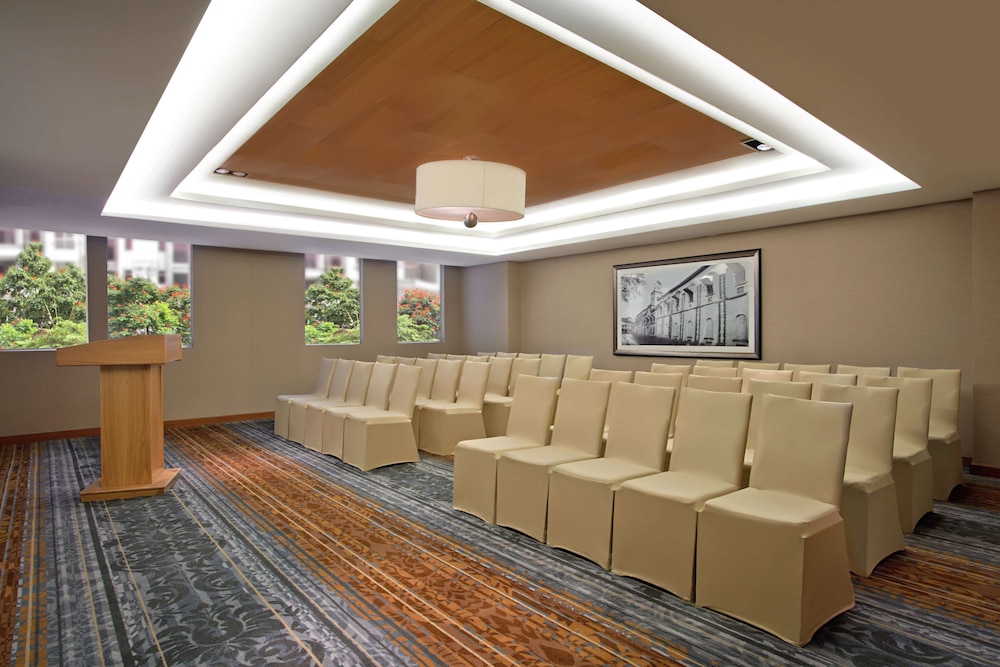 DoubleTree Suites By Hilton Bangalore