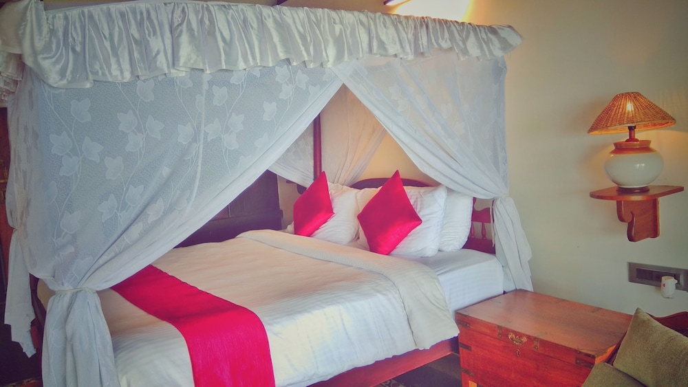 Punnamada Resort -  Life, Leisure & beyond