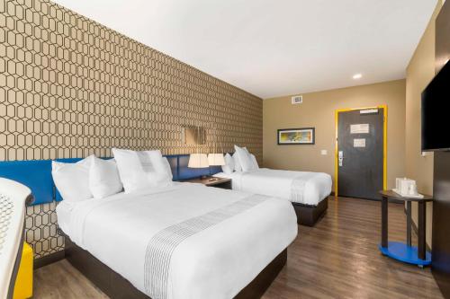 Glō Best Western Pooler - Savannah Airport Hotel