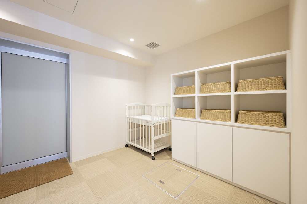 First Cabin Kanazawa Hyakumangoku dori