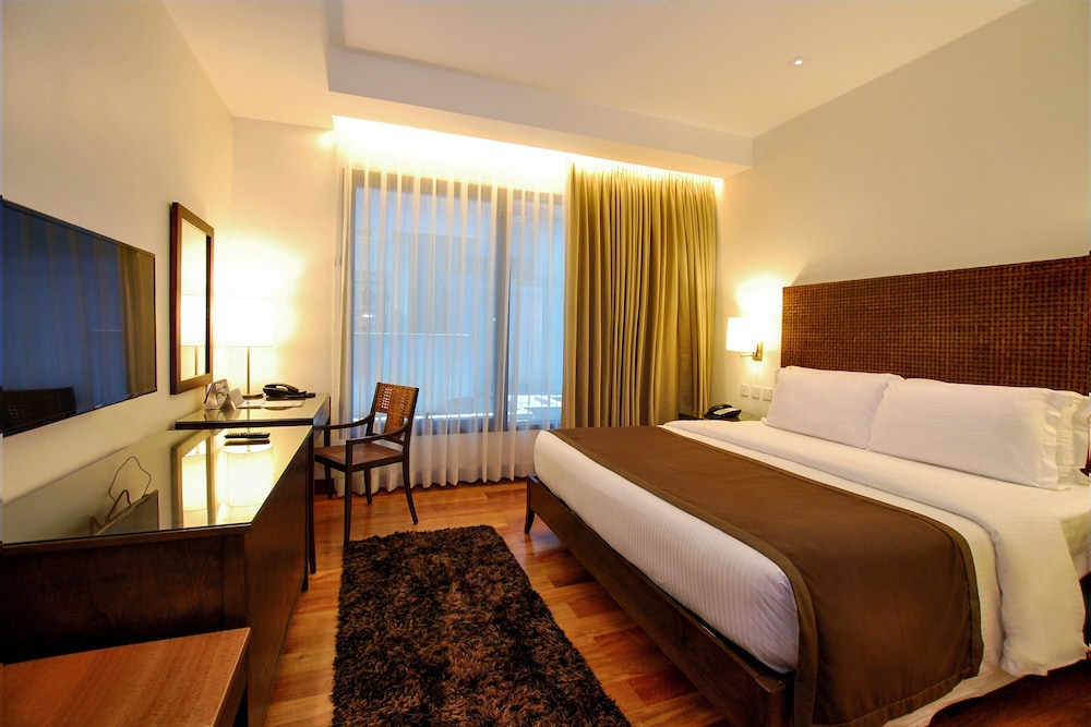 City Garden GRAND Hotel