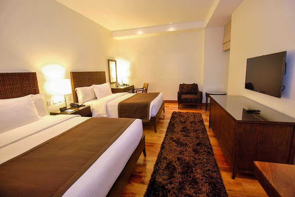 City Garden GRAND Hotel