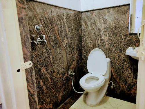 Hotel Sharda GHAZIABAD