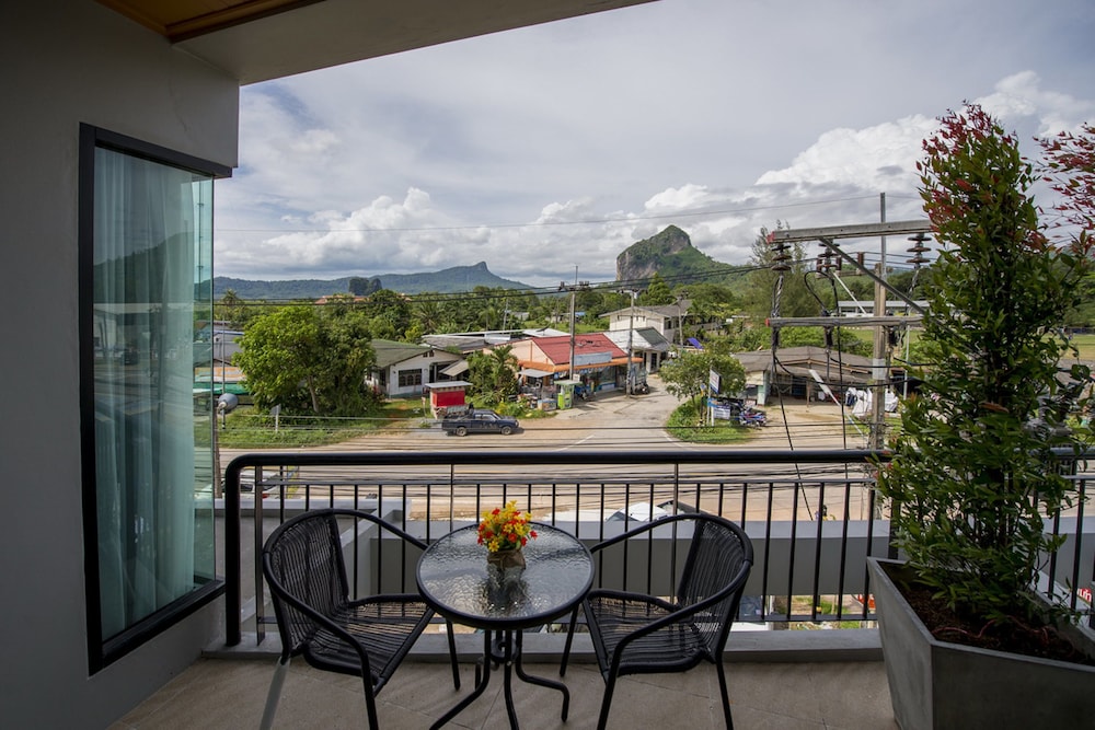 The Lucky Beach Ao Nang