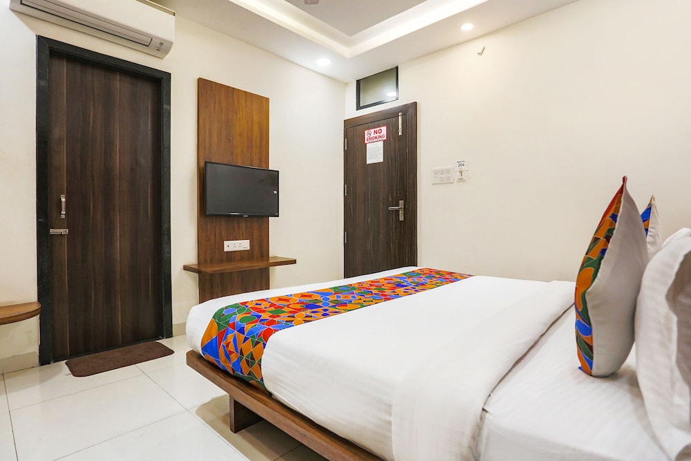 FabHotel Balaji Paradise