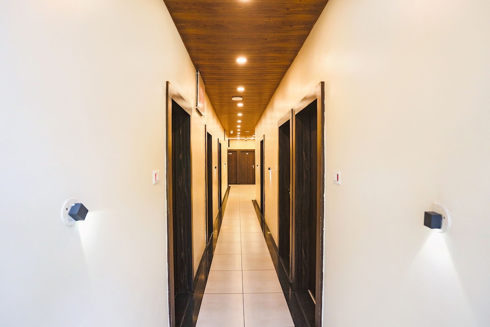 FabHotel Balaji Paradise