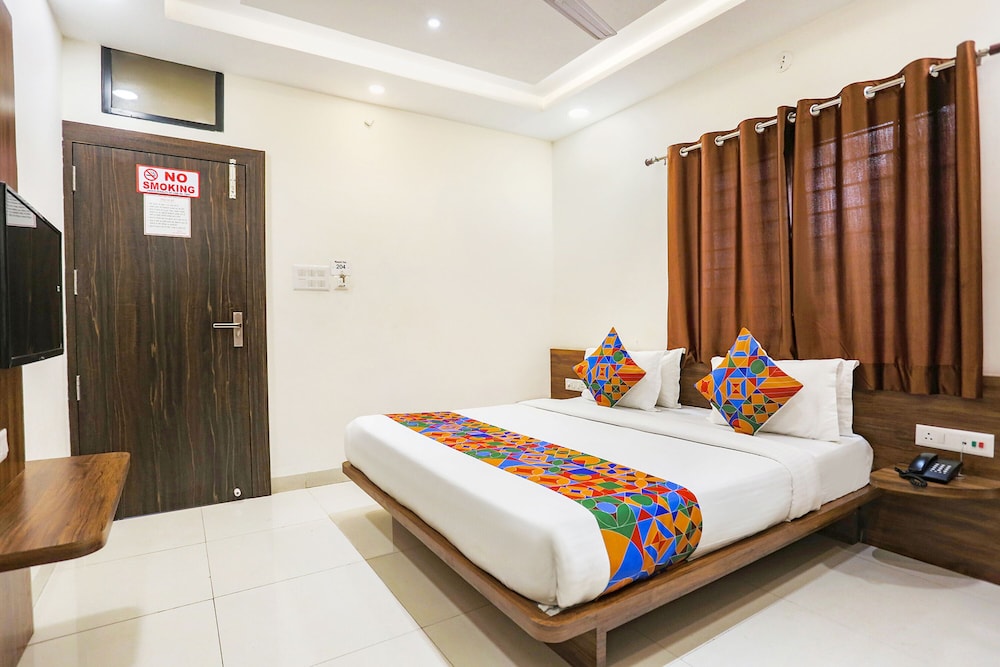 FabHotel Balaji Paradise