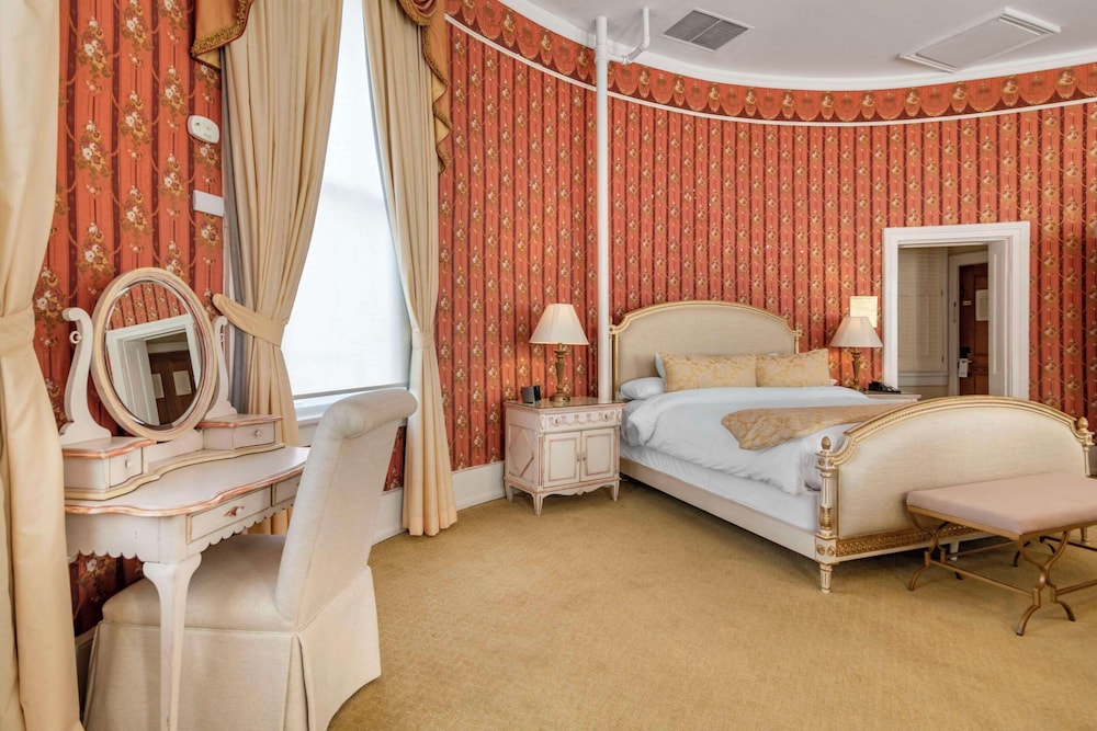 Windsor Hotel, an Ascend Collection Hotel