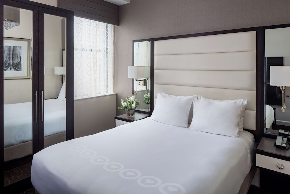Park South Hotel, part of JdV by Hyatt