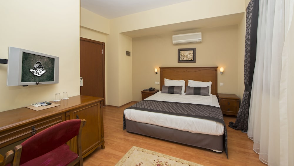 Argos Hotel