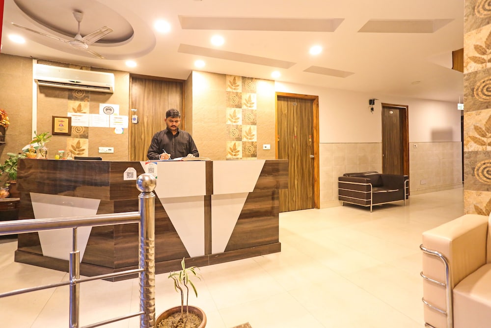 Hotel Platinum IGI Airport