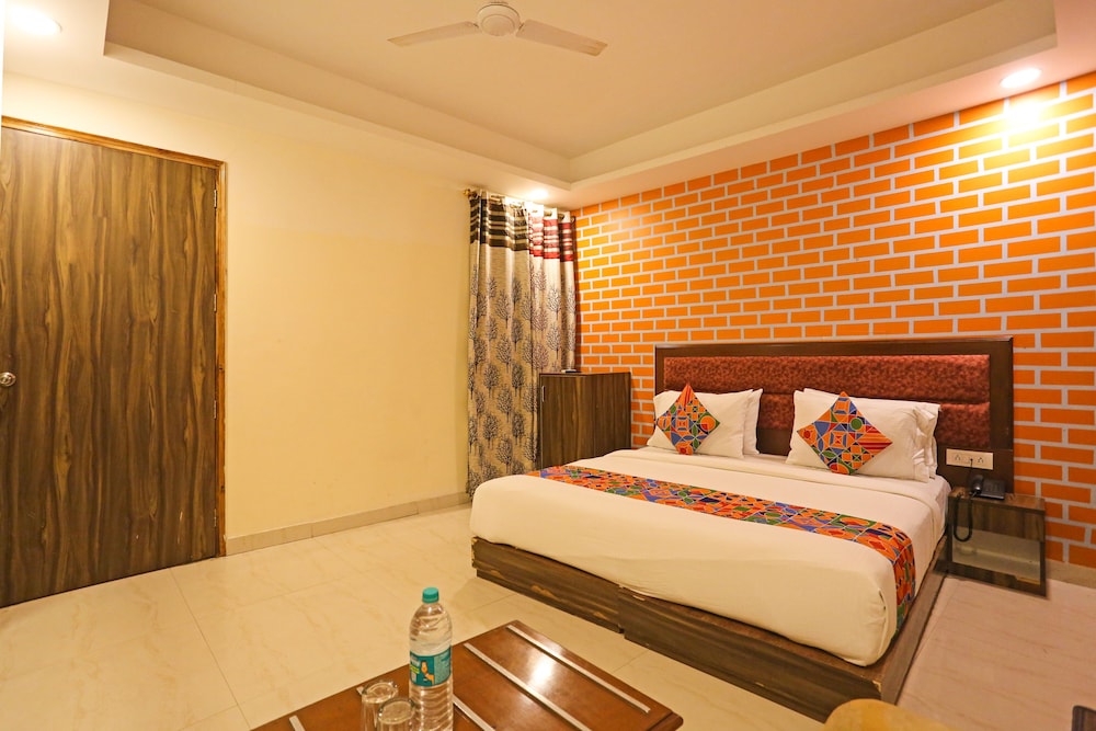 Hotel Platinum IGI Airport