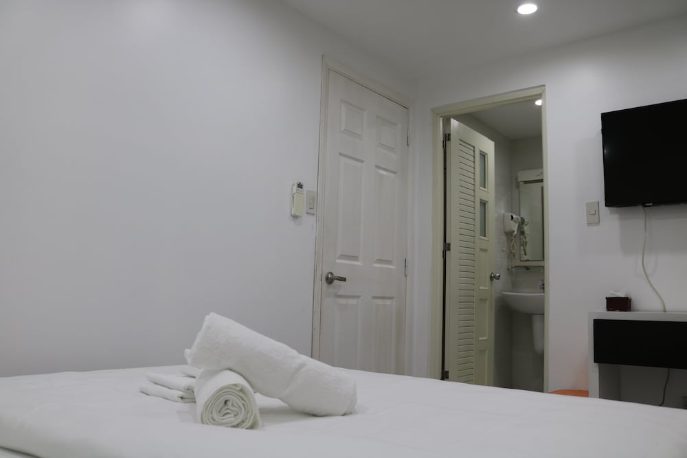 Adventure Hotel