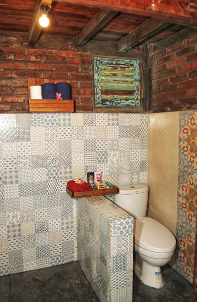 TwoSpaces Living at Bunga Desa Jimbaran