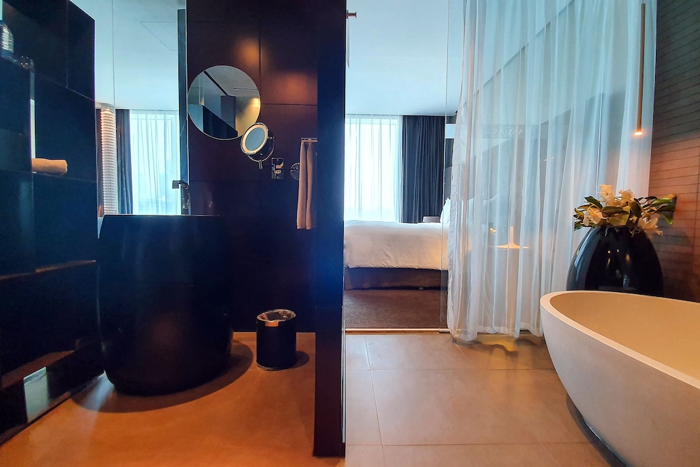 The Canvas Dubai - MGallery Hotel Collection