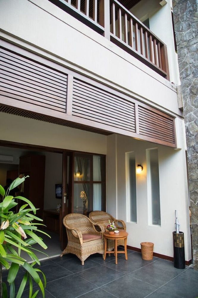 The Astari Villa and Residence