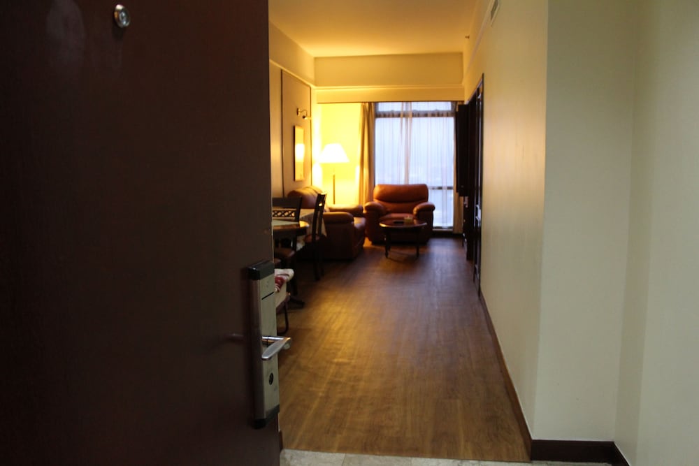 Family Apartment At Times Square