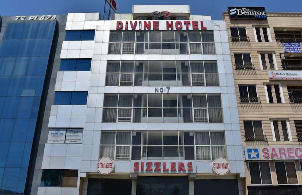 Divine Hotel Islamabad
