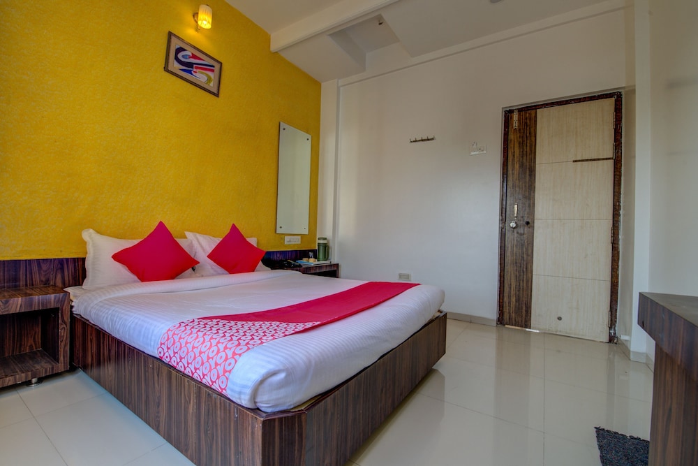 OYO 37347 Hotel Saichha