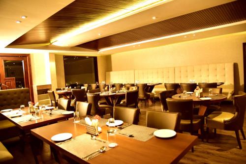 Seasons Hotels By Xperience