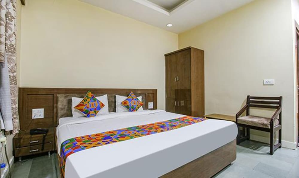 FabHotel Silver Inn I