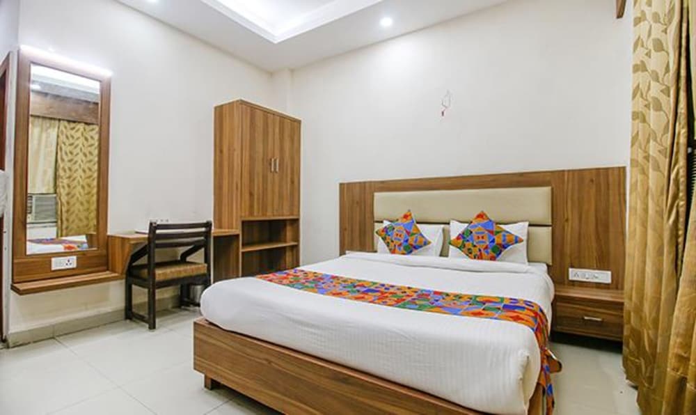 FabHotel Silver Inn I