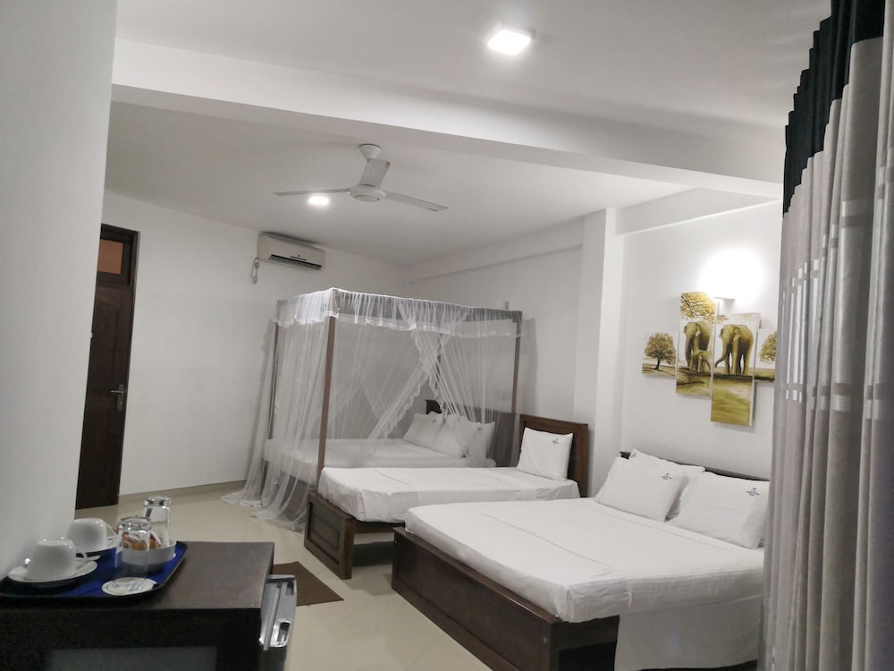 Randiya Sea View Hotel