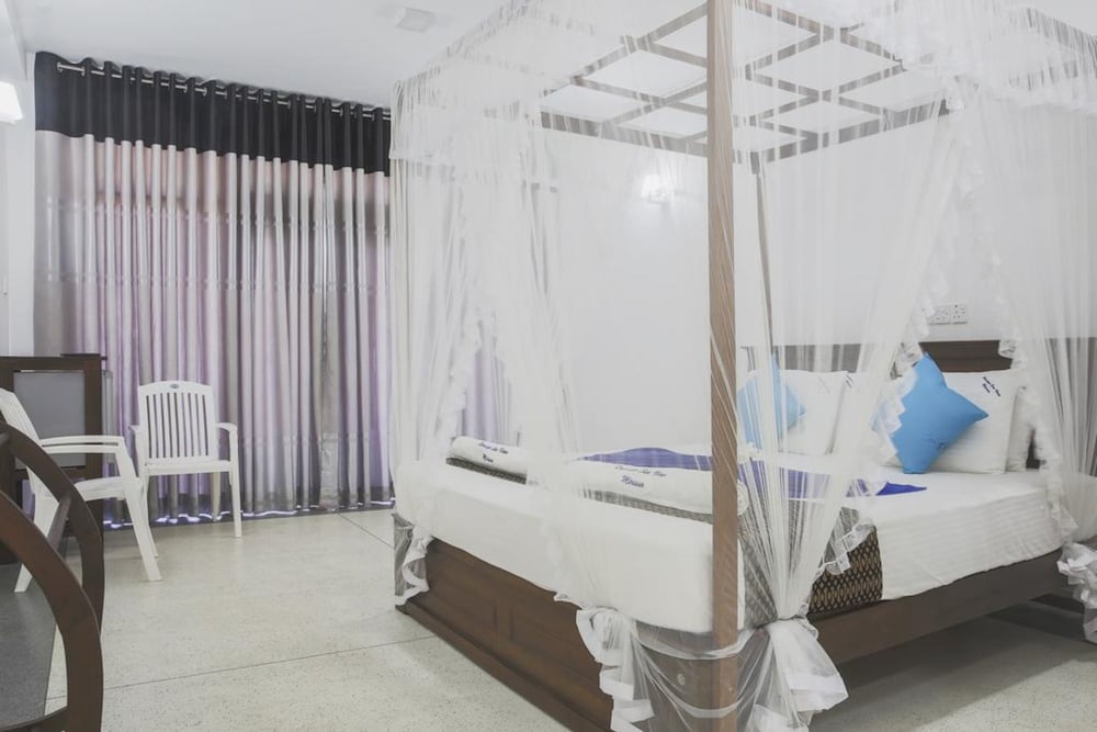 Randiya Sea View Hotel