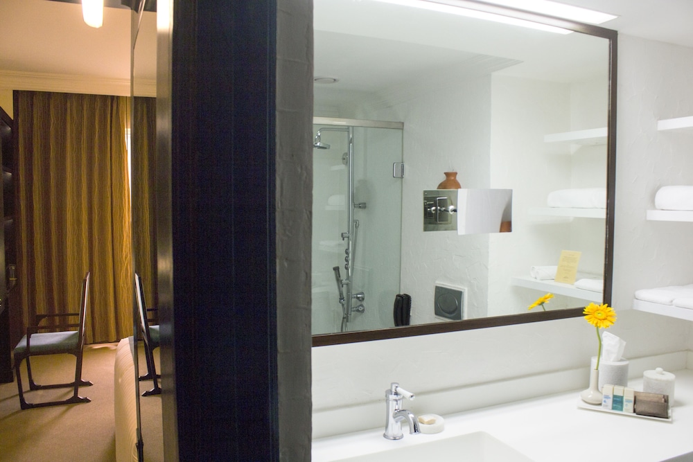 Sterlings Mac Hotel Bengaluru