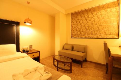 OYO 25040 Hotel Victoria