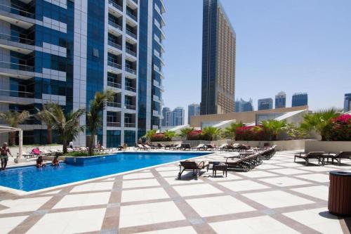 Maison Privee Stunning 3 Floor Villa w Kids Room and Rooftop Terrace over Dubai Marina