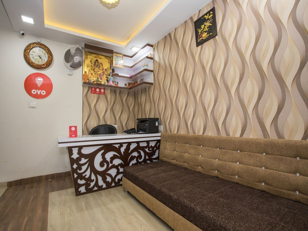 Collection O Jineshwari Hotel