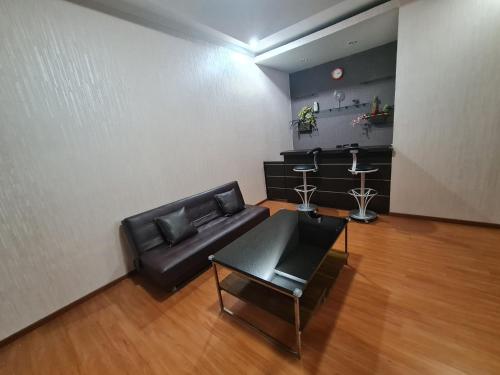 Town House MGR 2 Central Park Mall Area Pool Side 1st floor