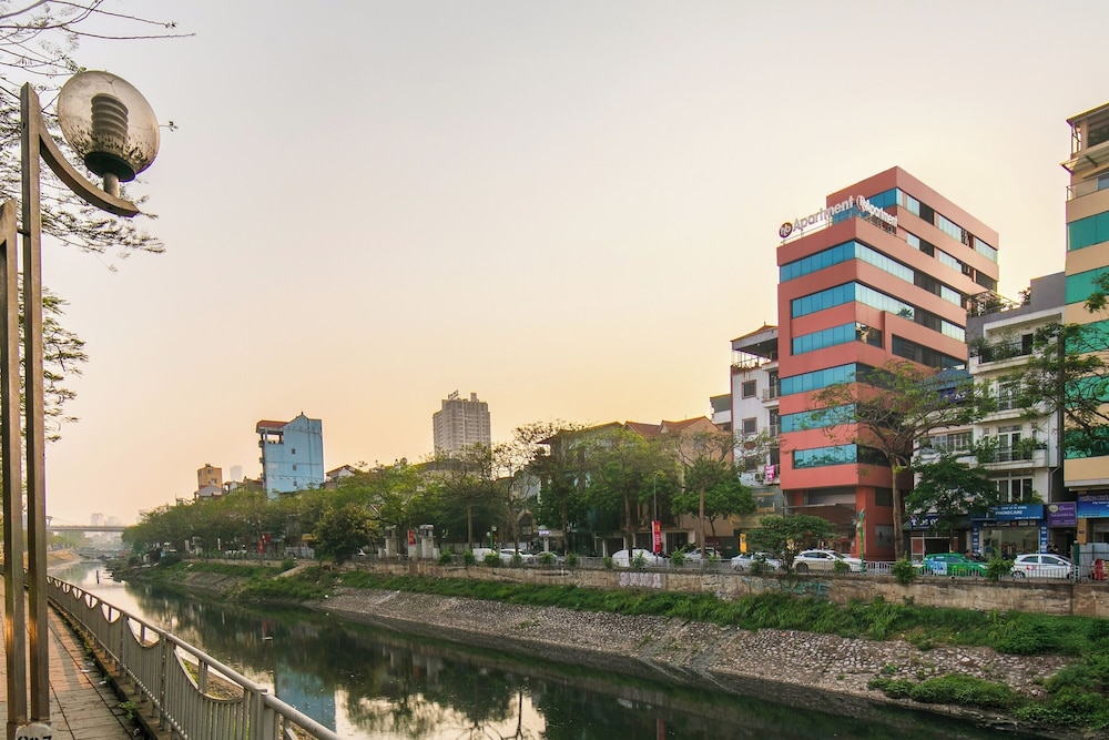 HB Serviced Apartment - 121B Quan Hoa