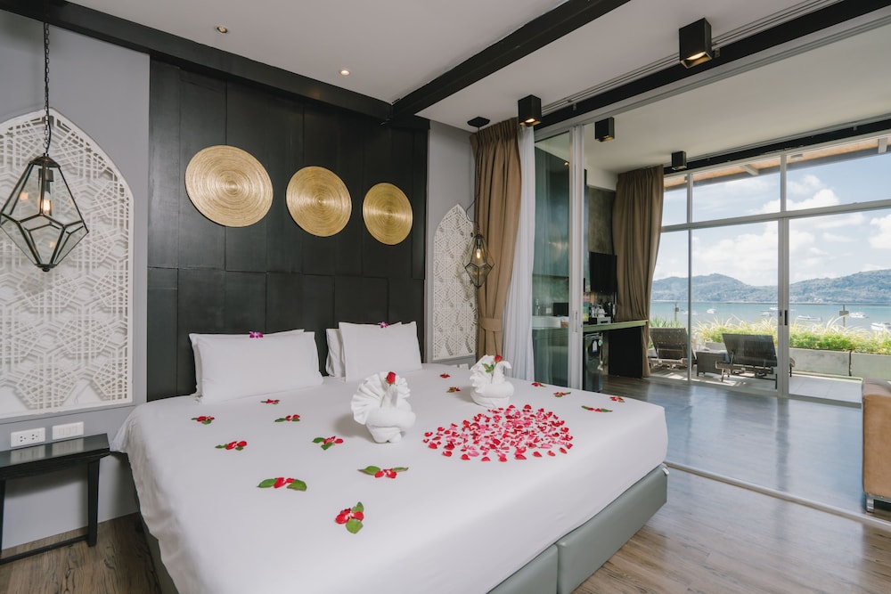 Patong Signature Boutique Hotel