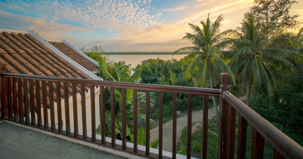 Hoi An Coco River Resort & Spa