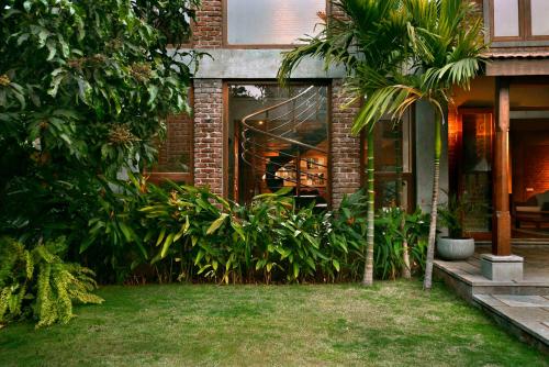 ama Stays & Trails The Mango House, Alibag