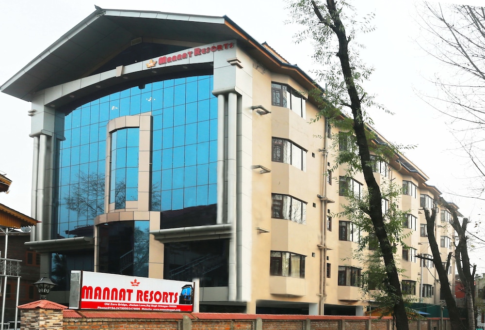 Mannat Resort