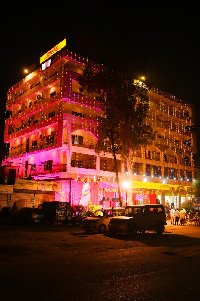 Hotel Raj Mahal