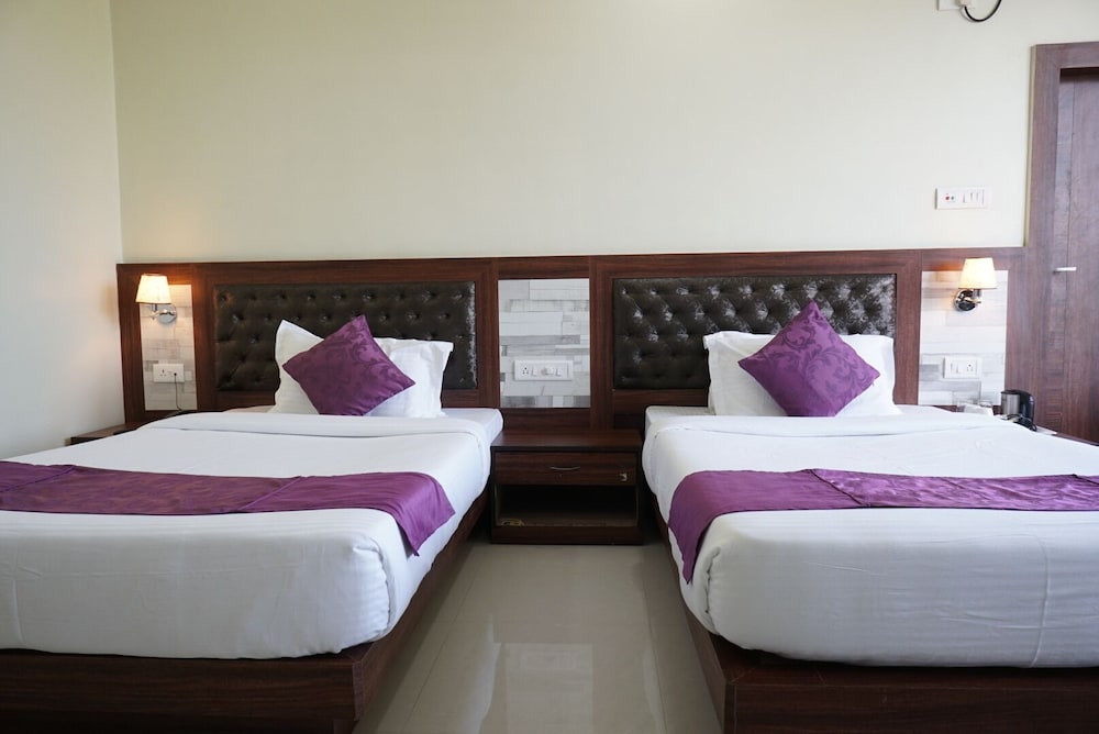 Pemaling Lords Eco Inn Guwahati